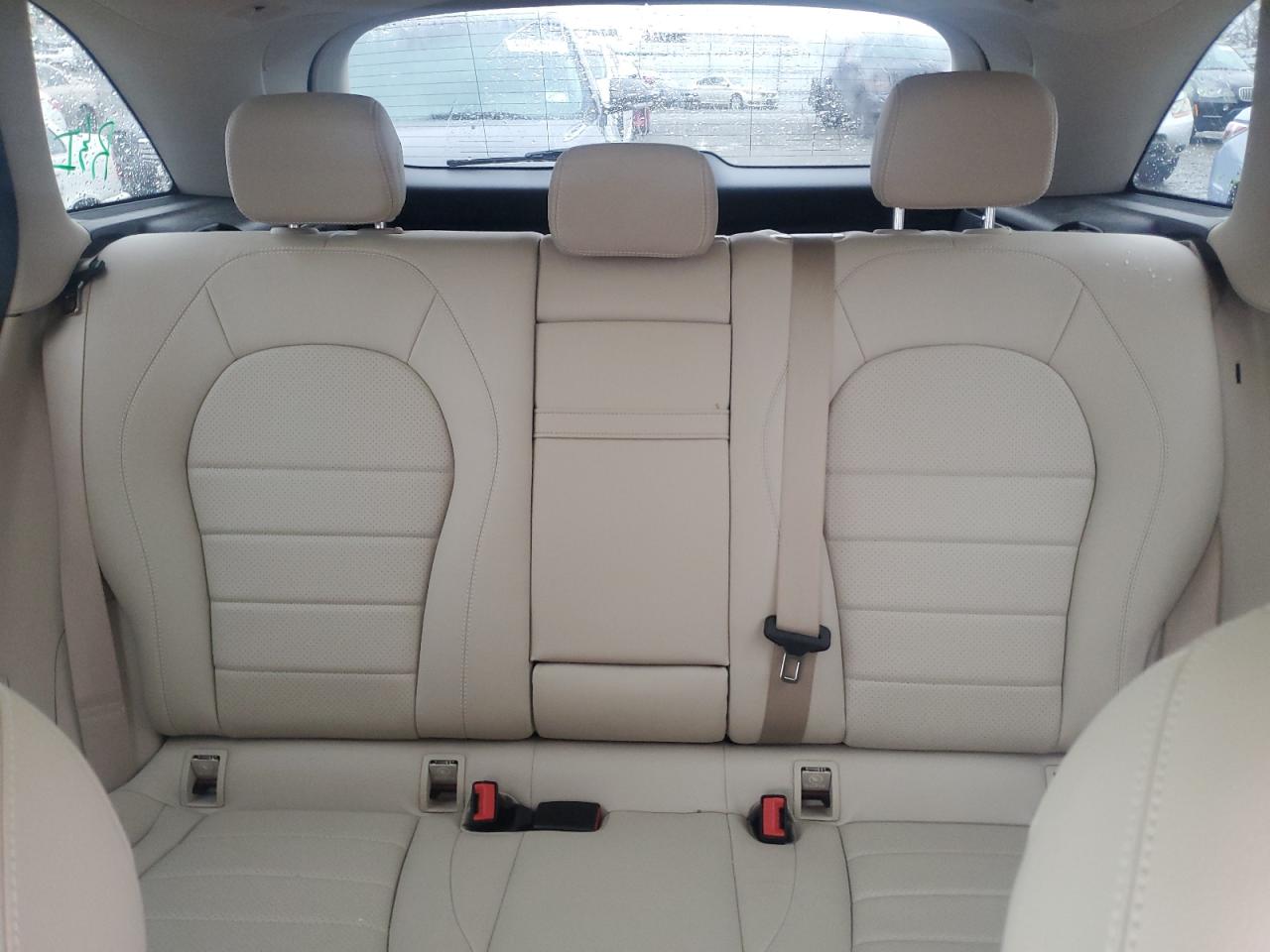 2019 Mercedes-Benz GLC - Image 10