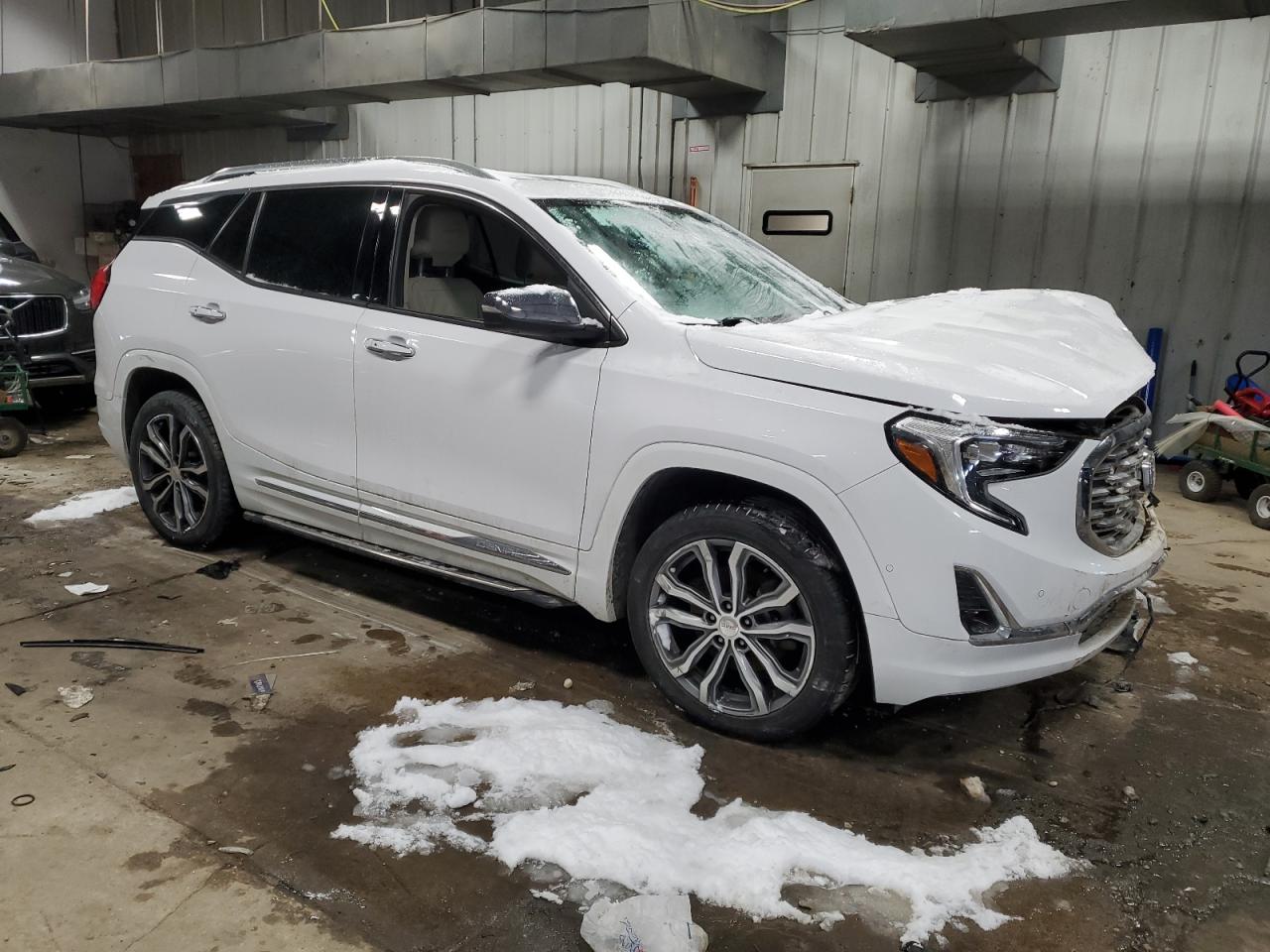 2018 GMC Terrain - Image 4
