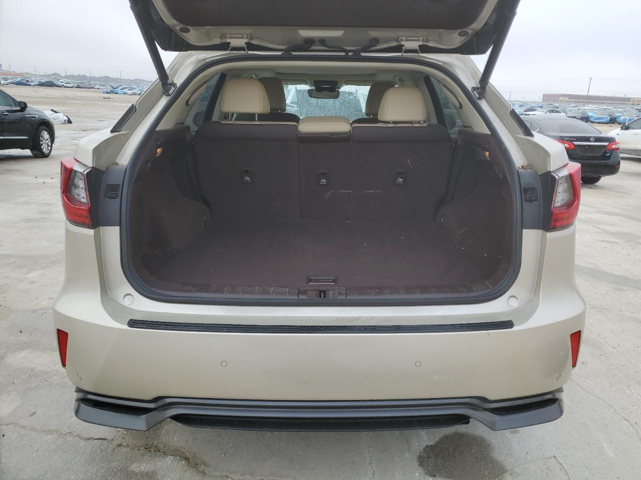2018 Lexus RX - Image 6