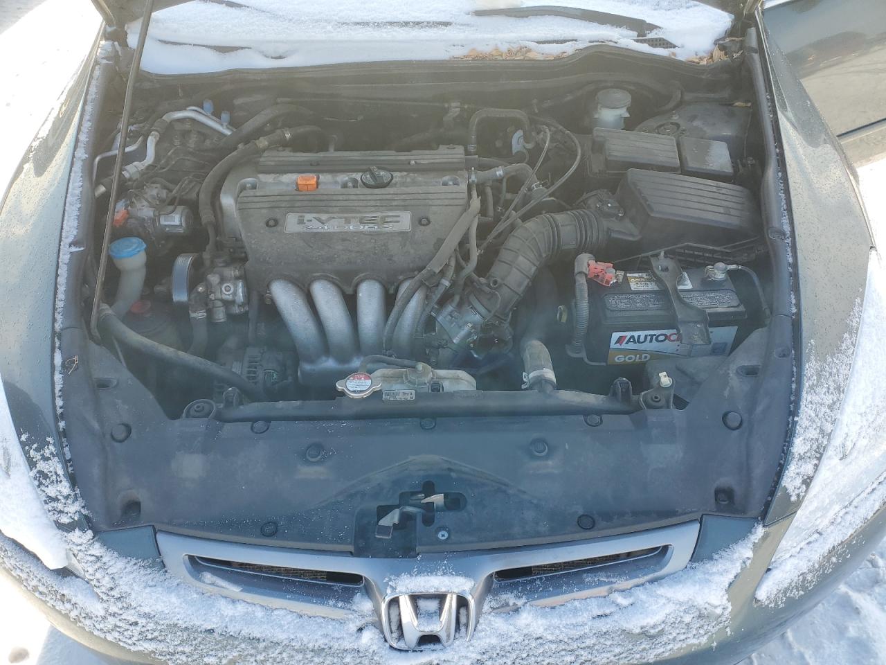 2005 Honda Accord - Image 11