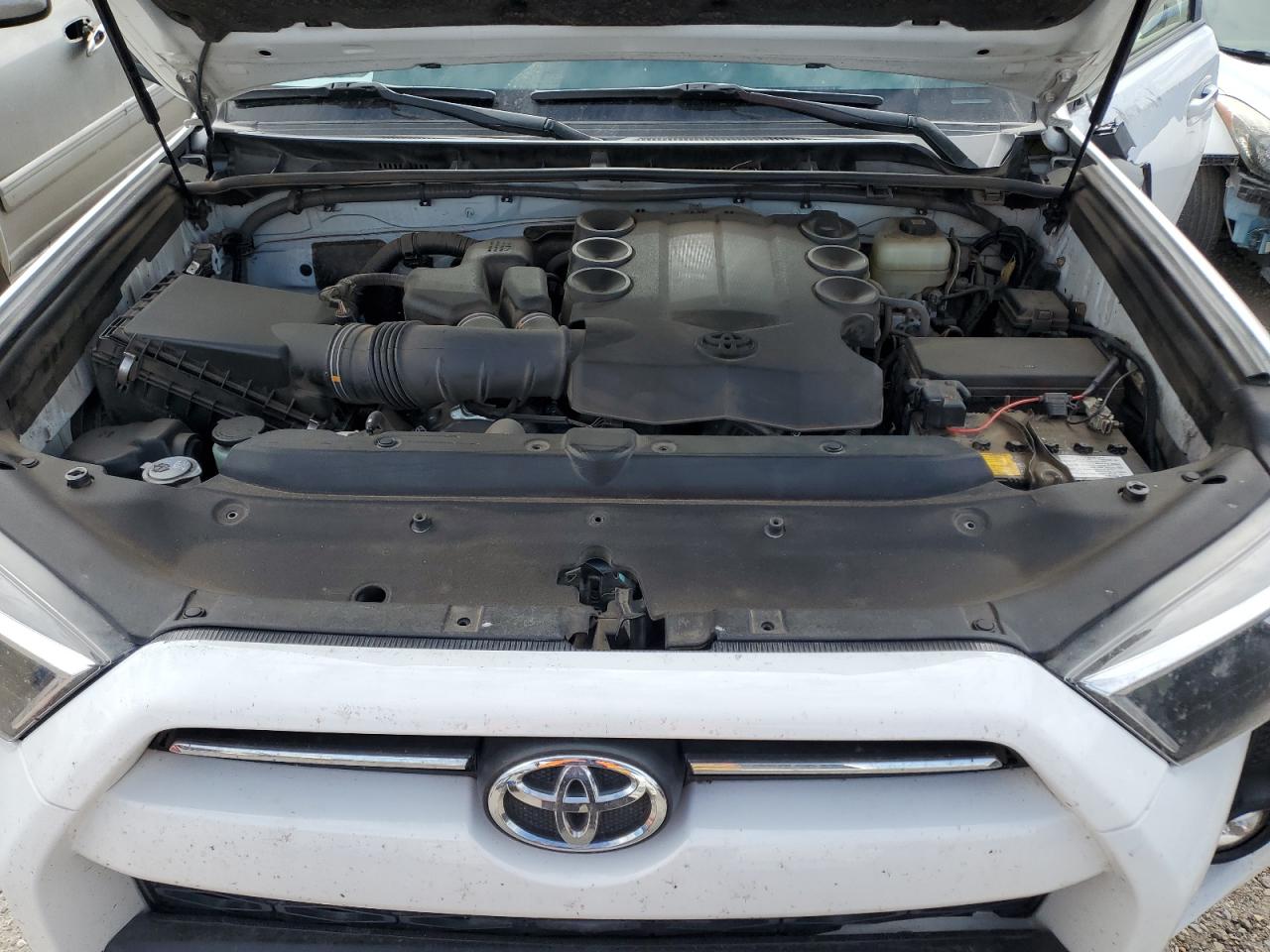 2022 Toyota 4Runner - Image 14