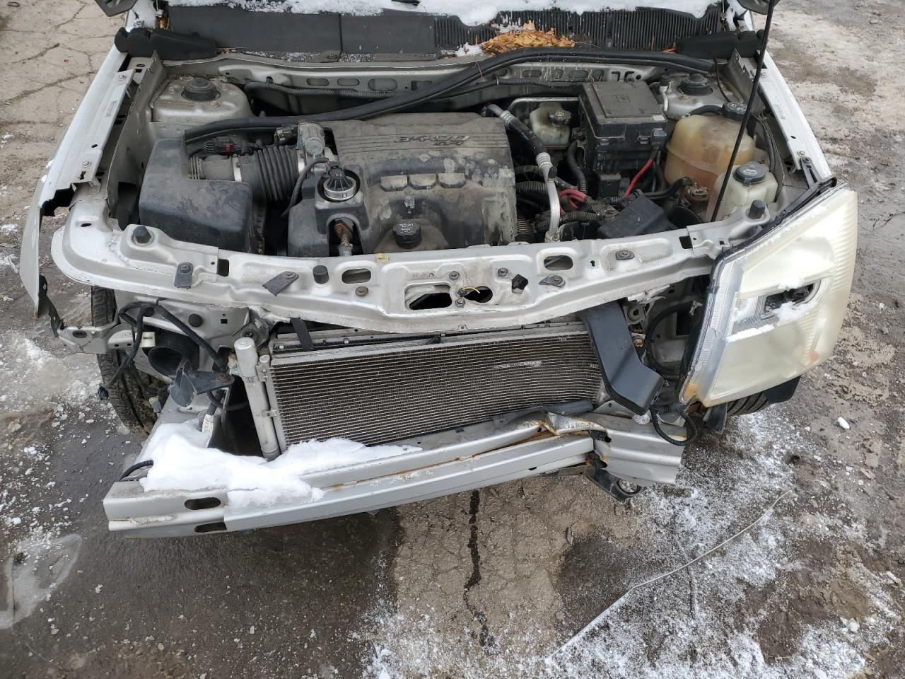 2008 Chevrolet Equinox - Image 12
