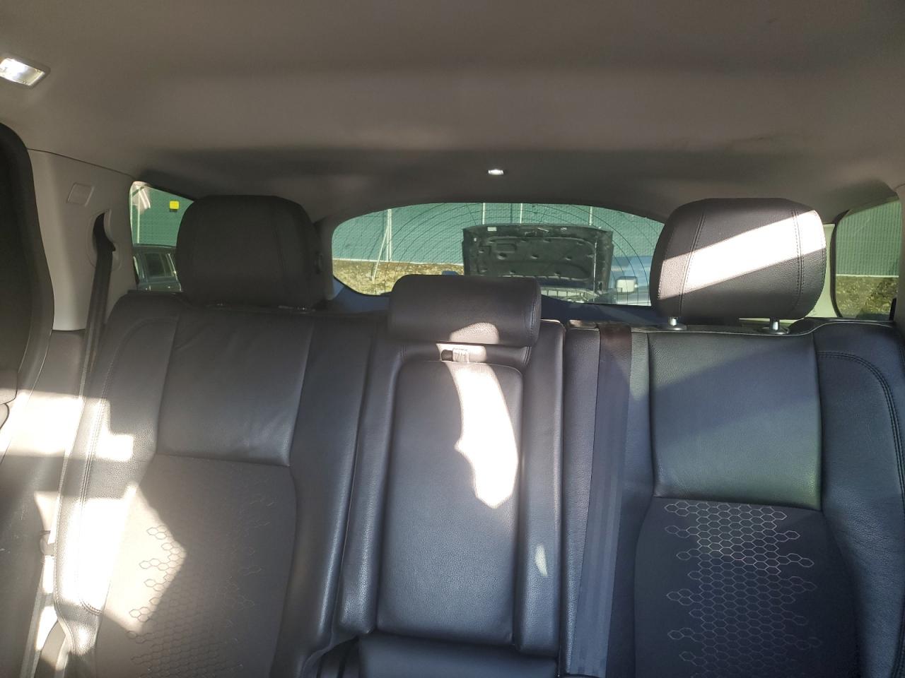 2017 Land Rover Discovery - Image 10