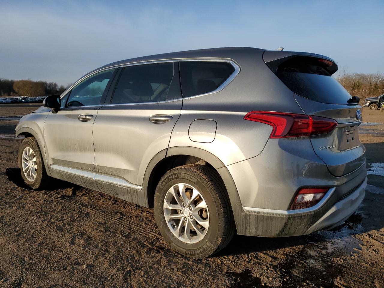 2019 Hyundai Santa Fe - Image 2