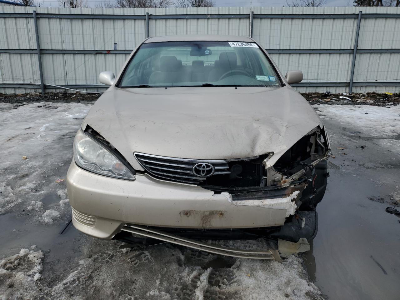 2005 Toyota Camry - Image 5