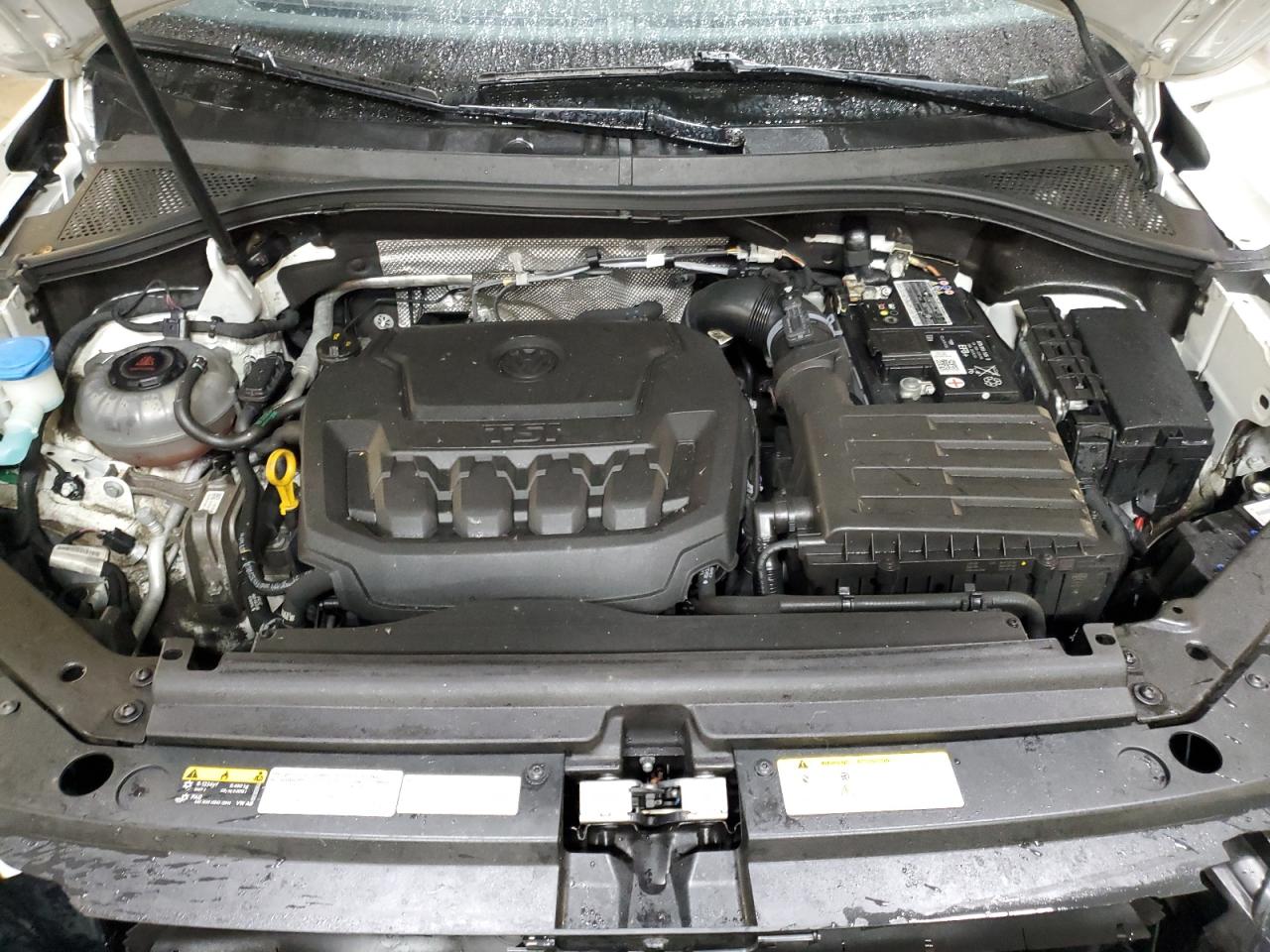 2021 Volkswagen Tiguan - Image 12