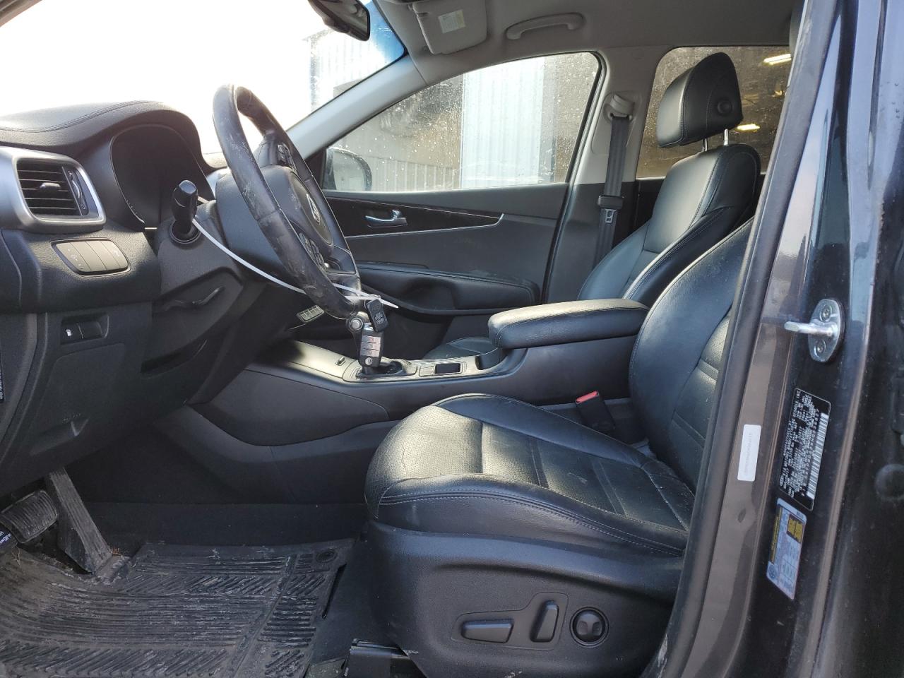 2017 Kia Sorento - Image 7