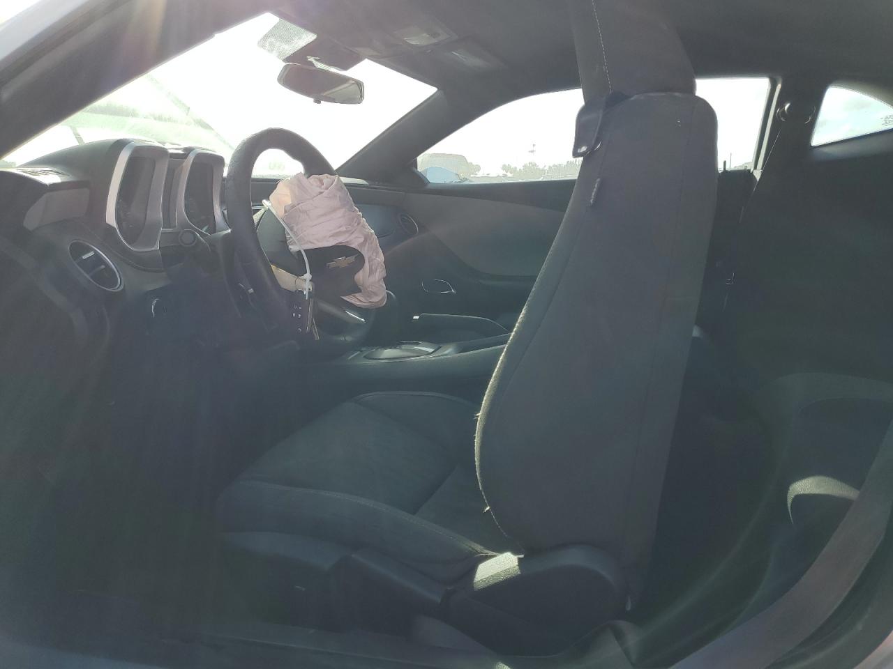 2015 Chevrolet Camaro - Image 7