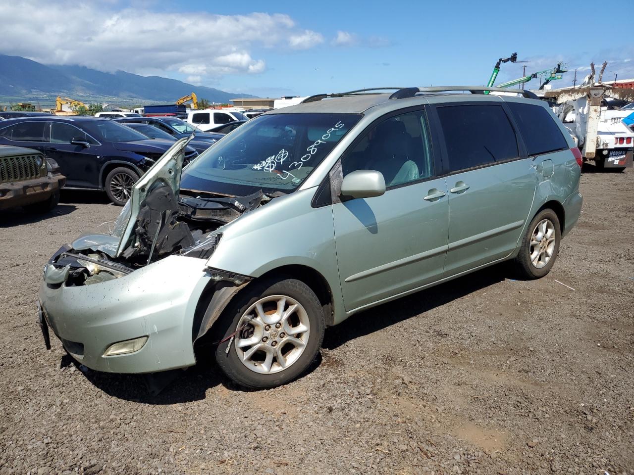 2006 Toyota Sienna Xle na sprzedaż w Kapolei, HI - Front End