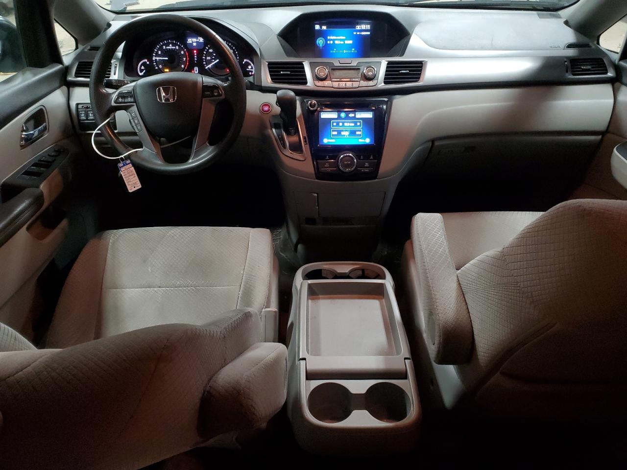 2015 Honda Odyssey - Image 8