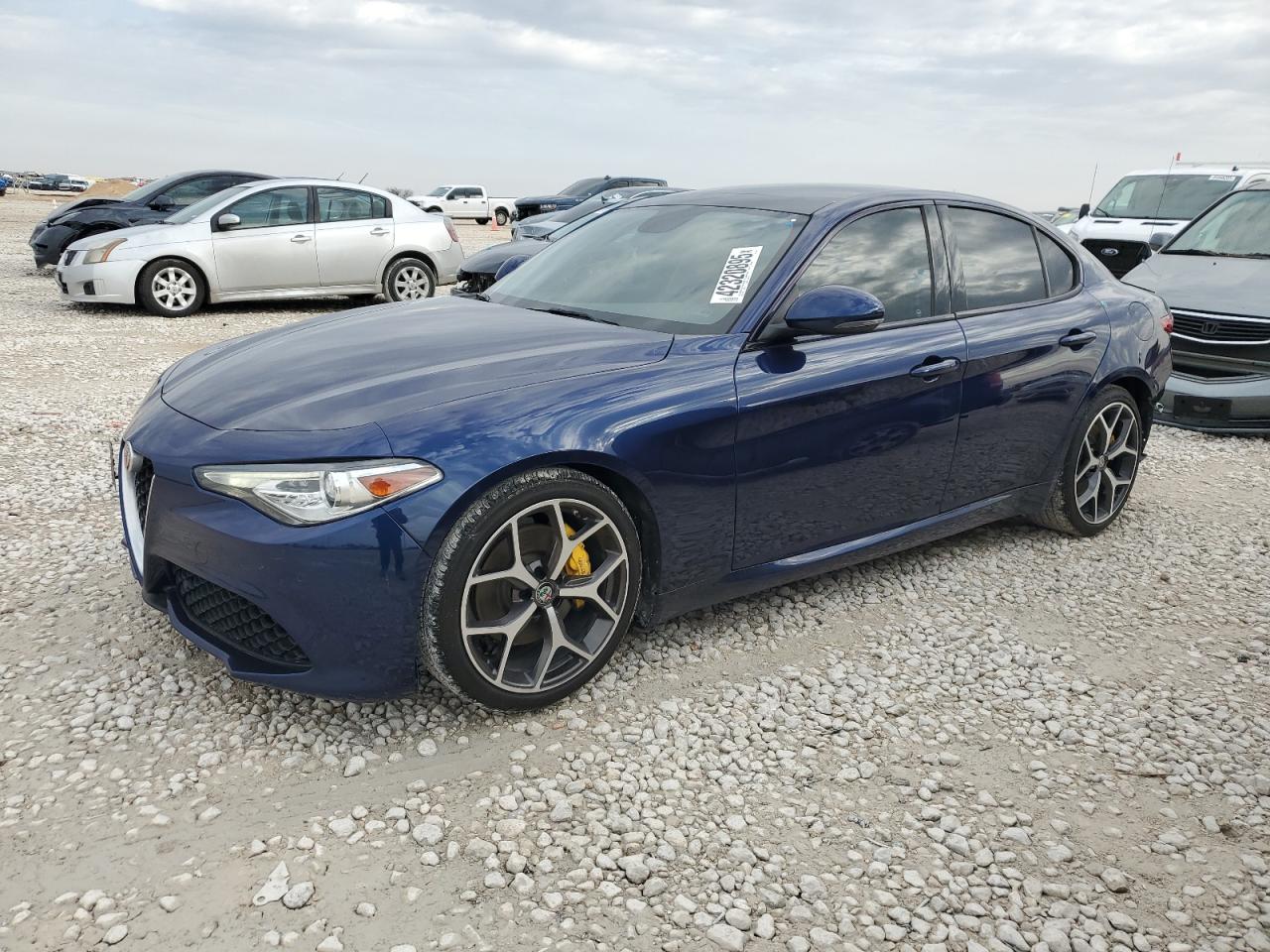 2019 Alfa Romeo Giulia - Image 1