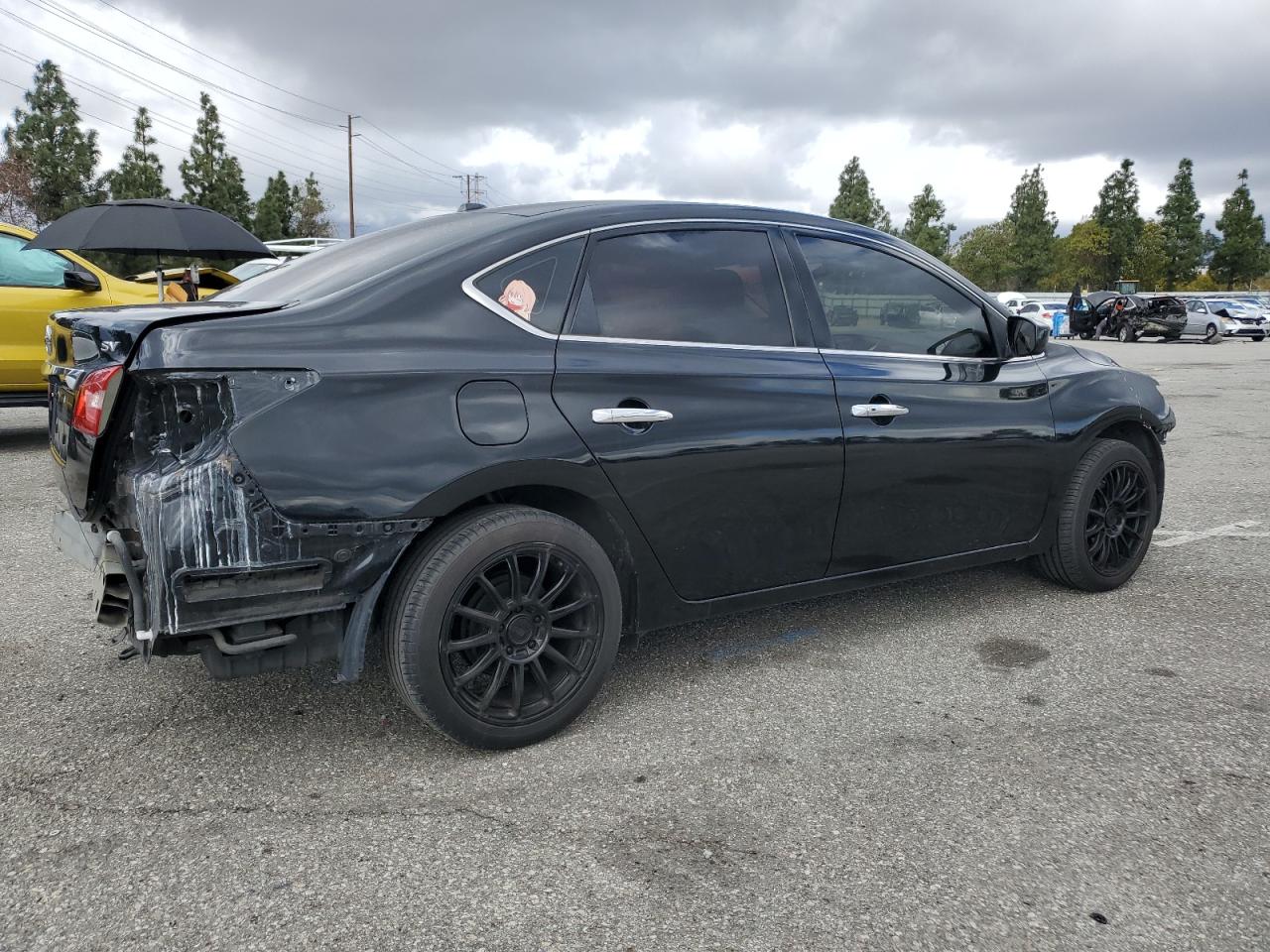 2017 Nissan Sentra - Image 3