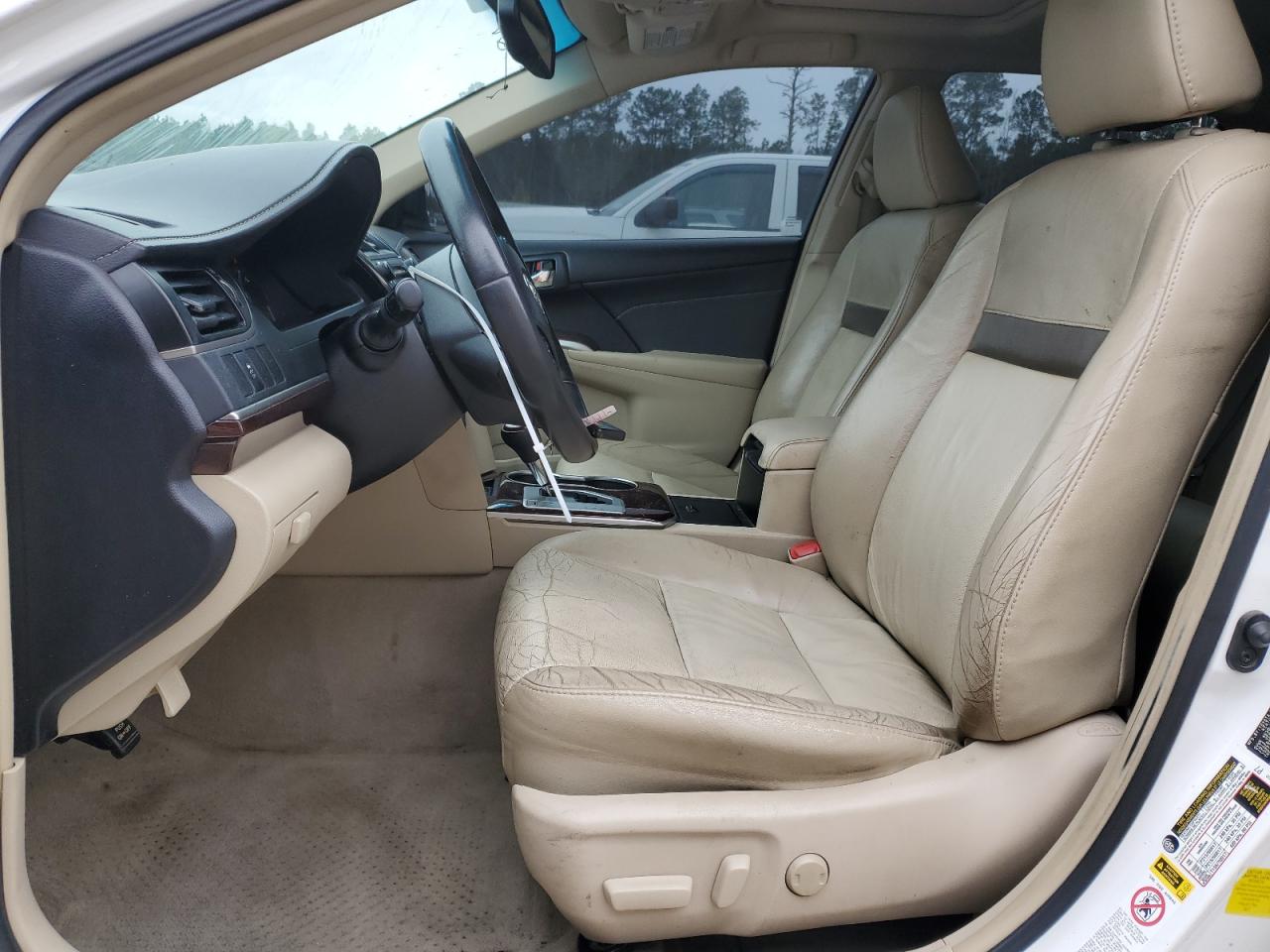 2014 Toyota Camry - Image 7
