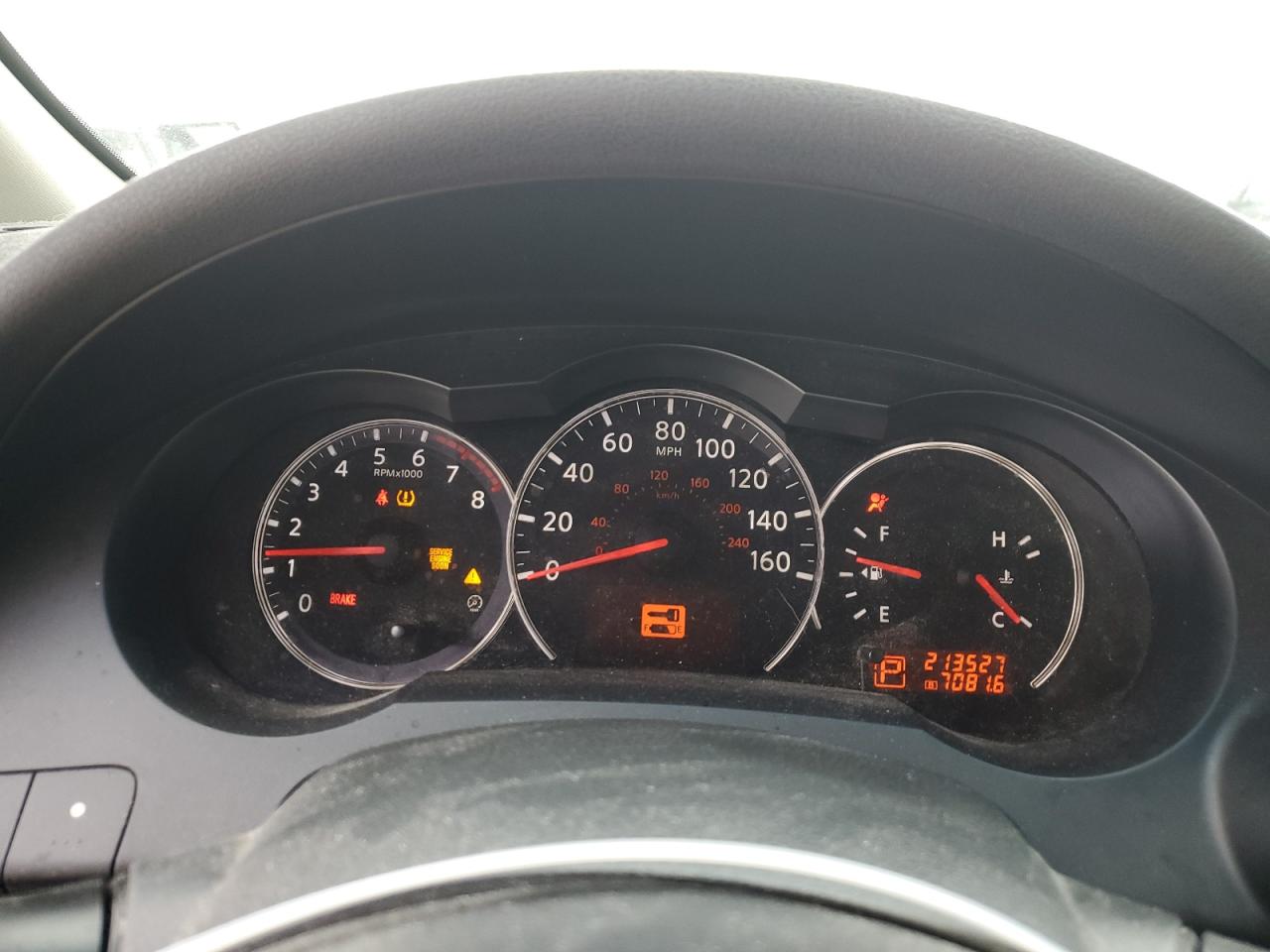2010 Nissan Altima - Image 9