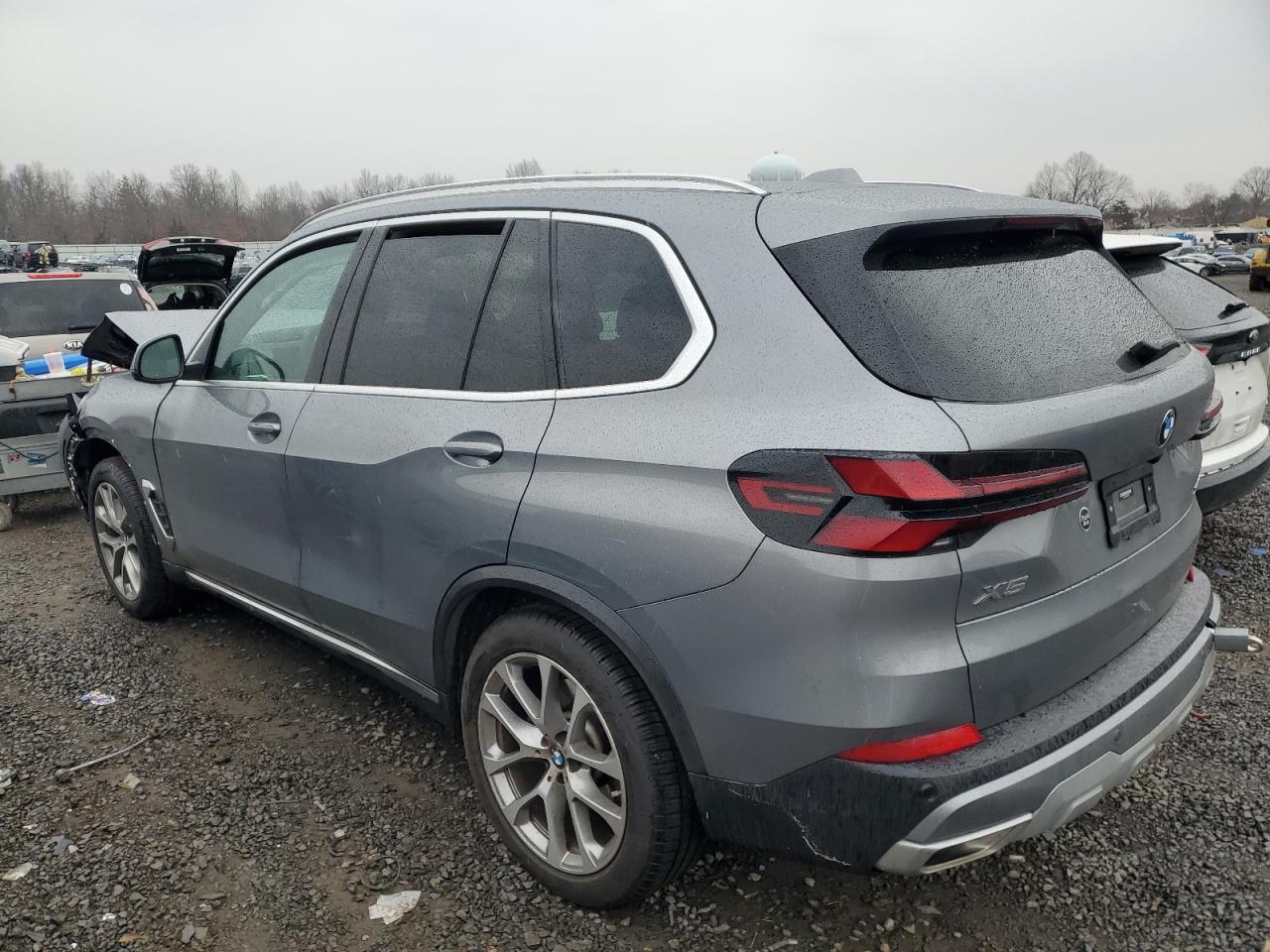2024 BMW X5 - Image 2