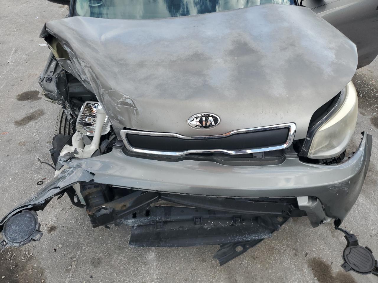 2015 Kia Soul - Image 14