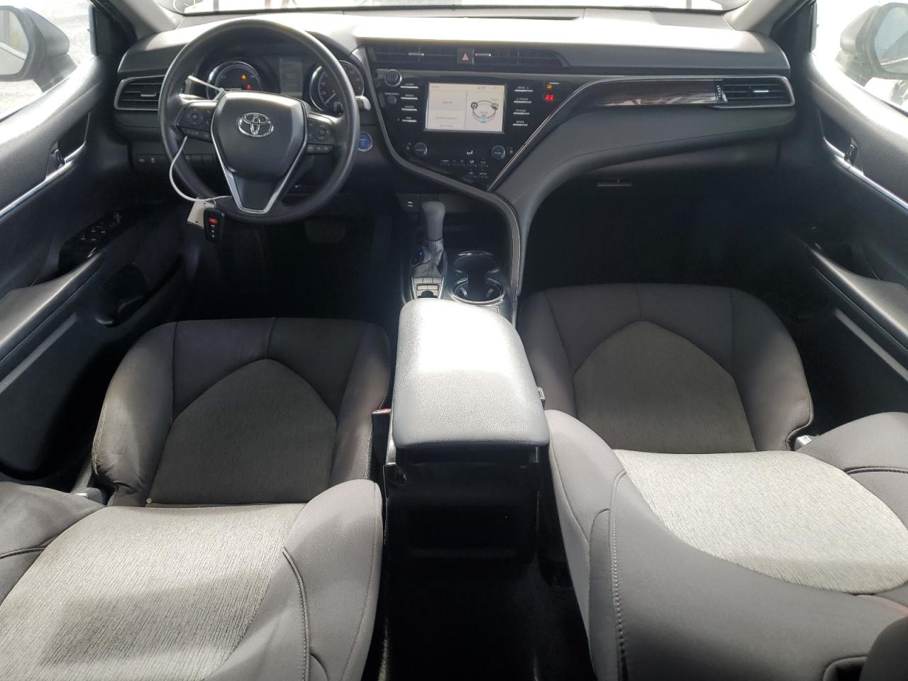 2019 Toyota Camry - Image 8