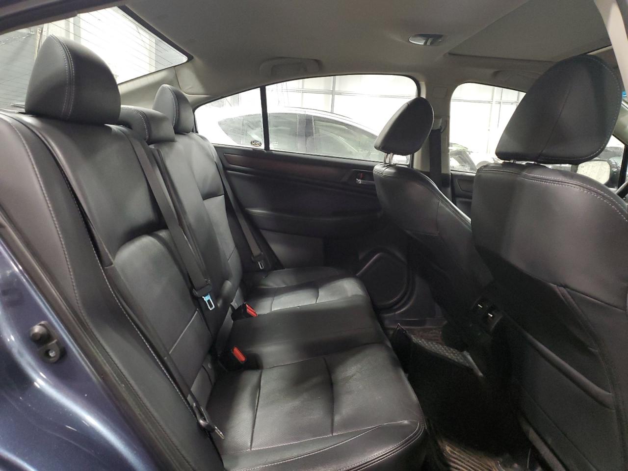 2015 Subaru Legacy - Image 11