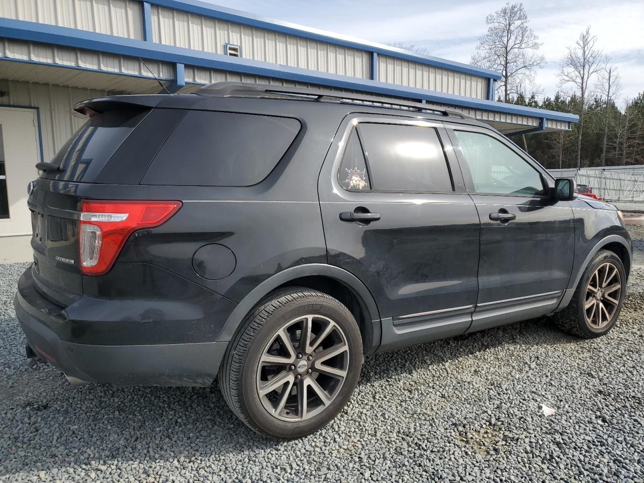 2015 Ford Explorer - Image 3
