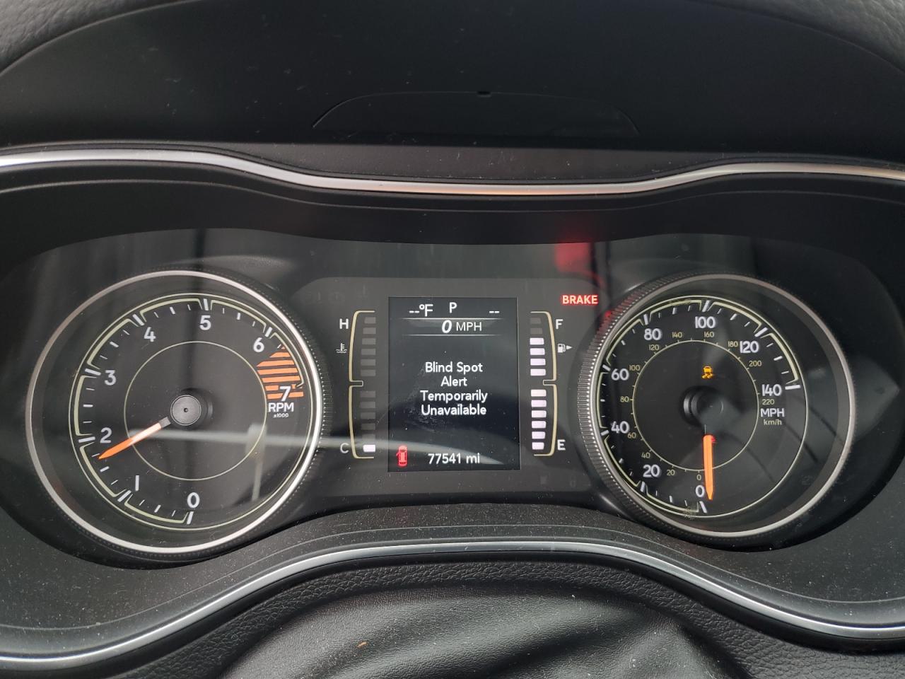 2020 Jeep Grand Cherokee - Image 9