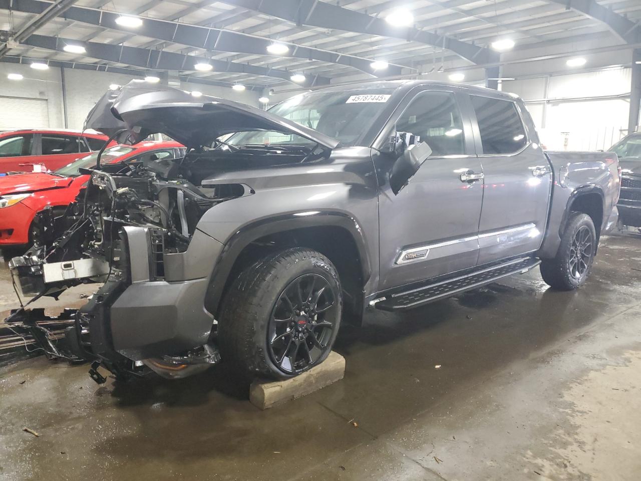 2024 Toyota Tundra Crewmax Platinum продається в Ham Lake, MN - Front End