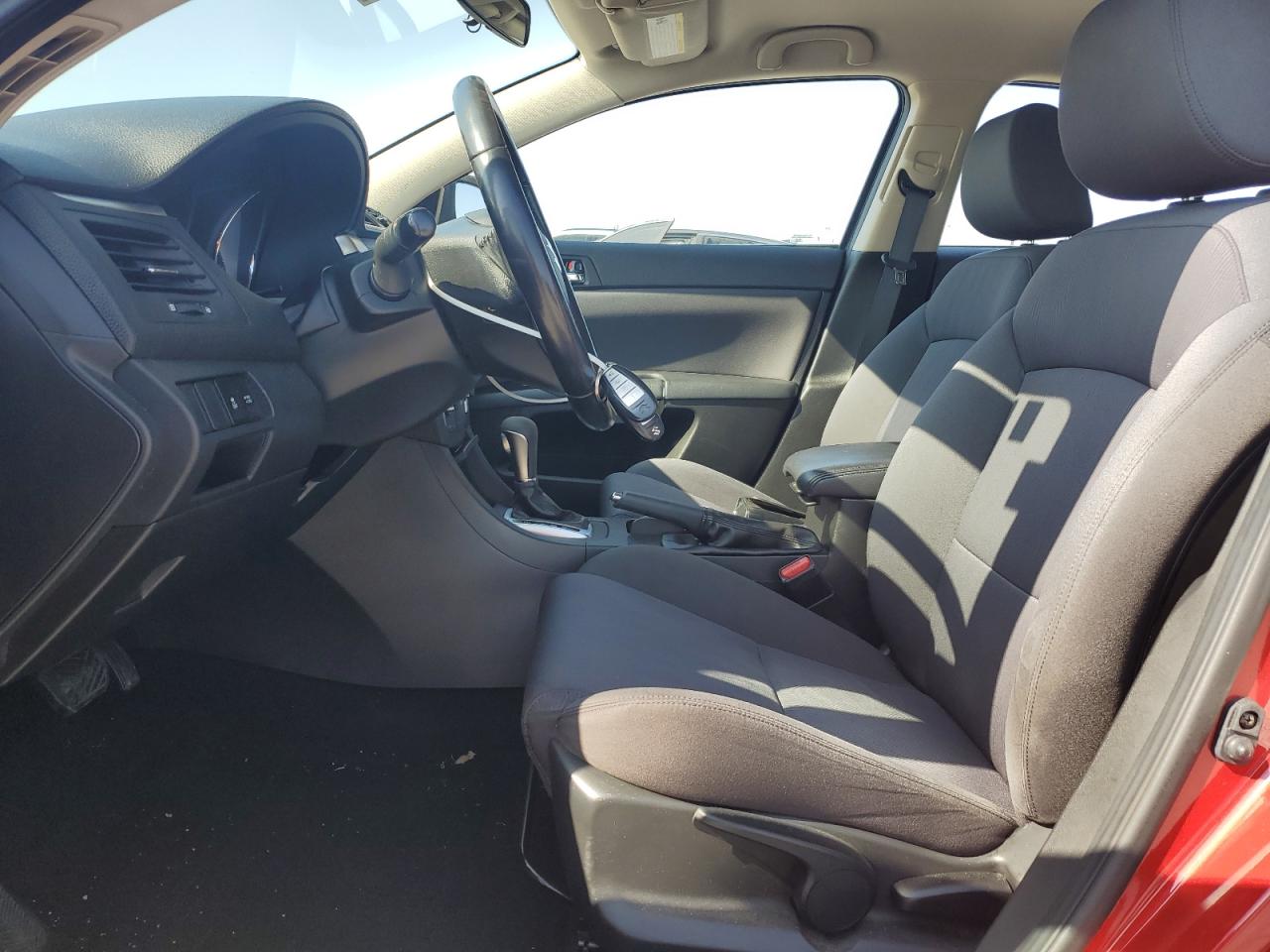 2012 Suzuki Kizashi - Image 7