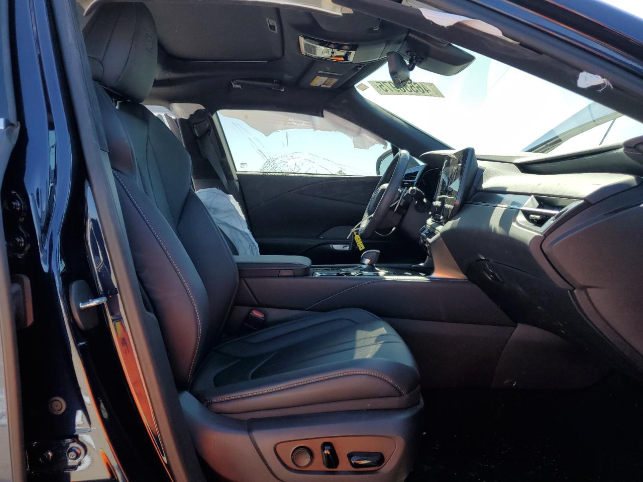 2023 Lexus RX - Image 7