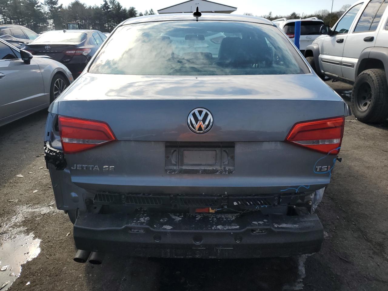 2015 Volkswagen Jetta - Image 6