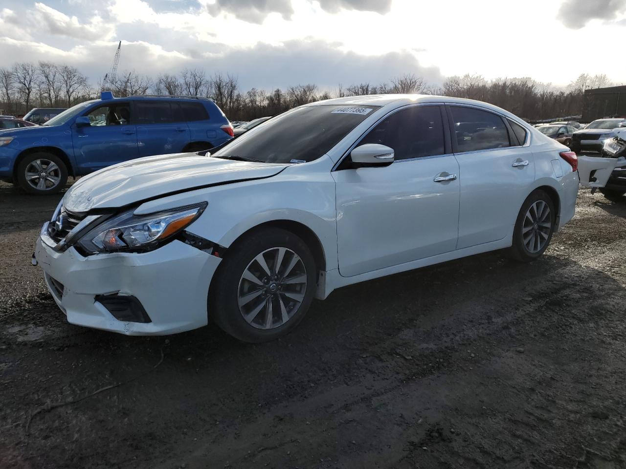 2017 Nissan Altima - Image 1