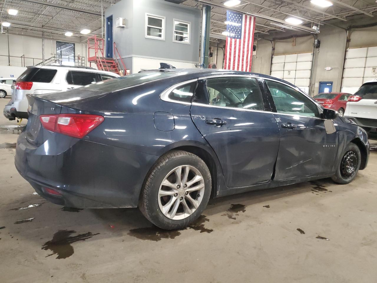 2016 Chevrolet Malibu - Image 3