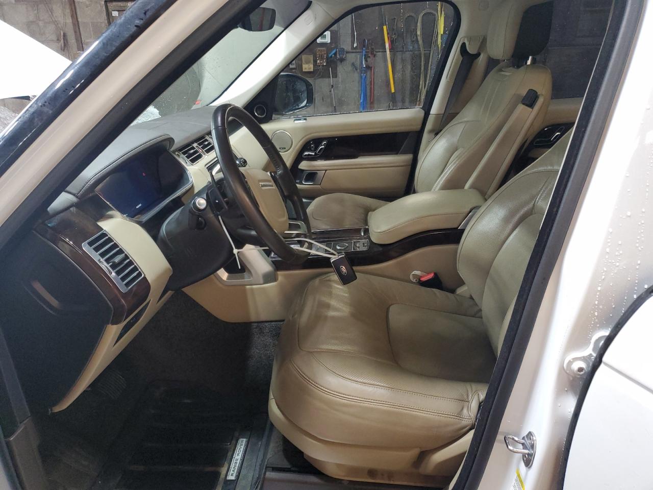 2018 Land Rover Range Rover - Image 7