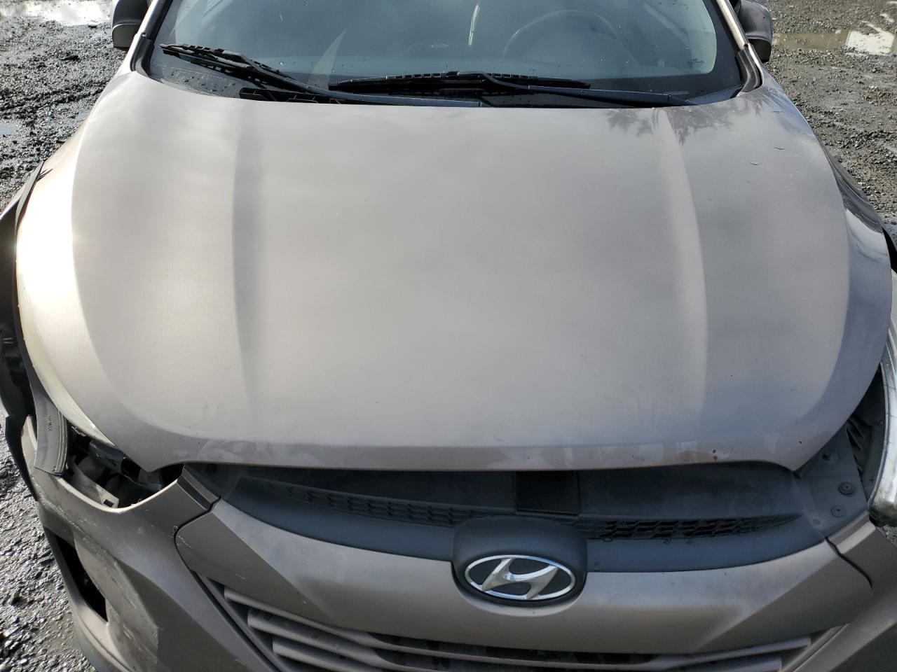 2010 Hyundai Tucson - Image 12
