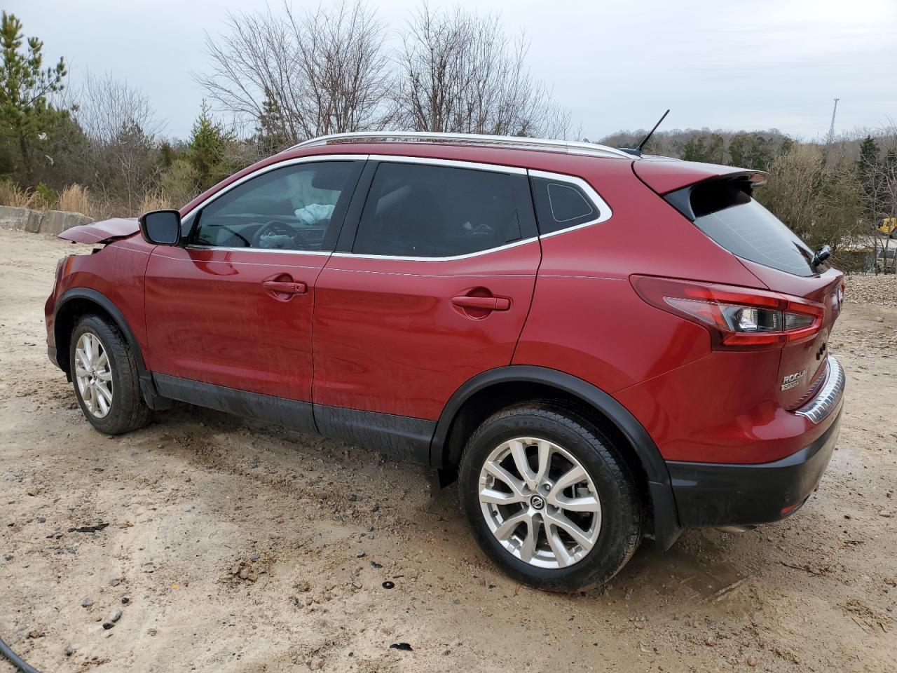 2021 Nissan Rogue - Image 2