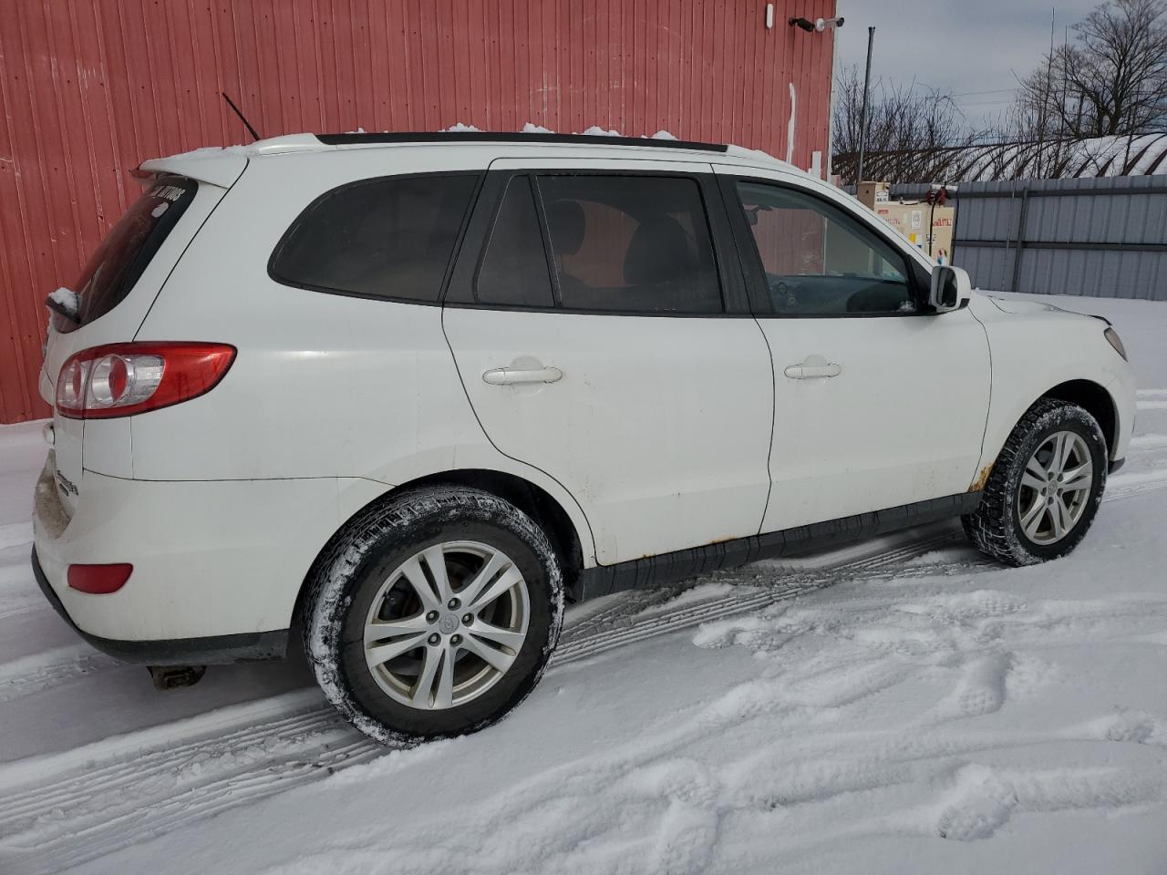 2010 Hyundai Santa Fe - Image 3