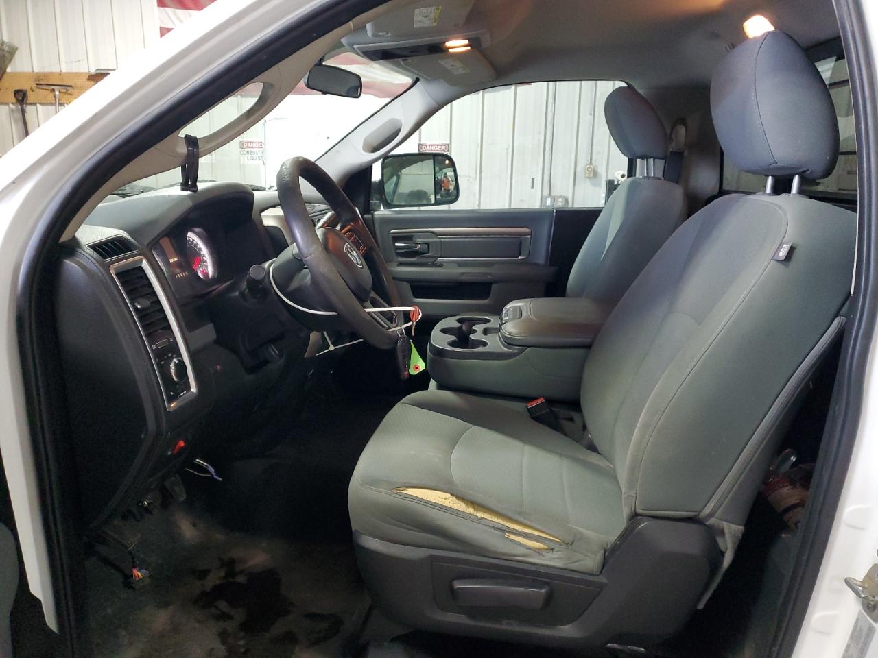 2017 RAM 2500 - Image 7
