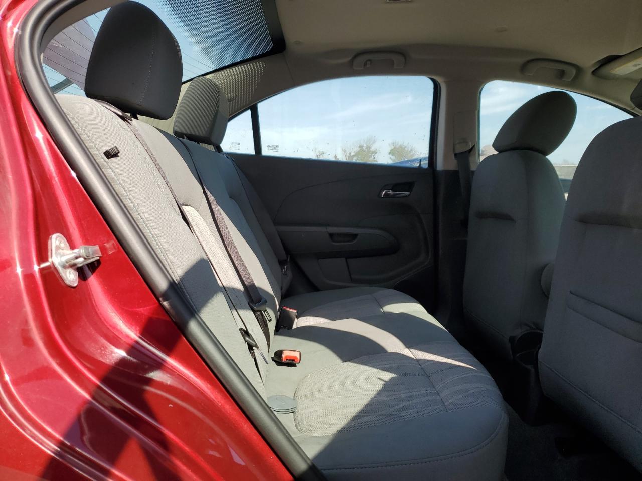 2020 Chevrolet Sonic - Image 10