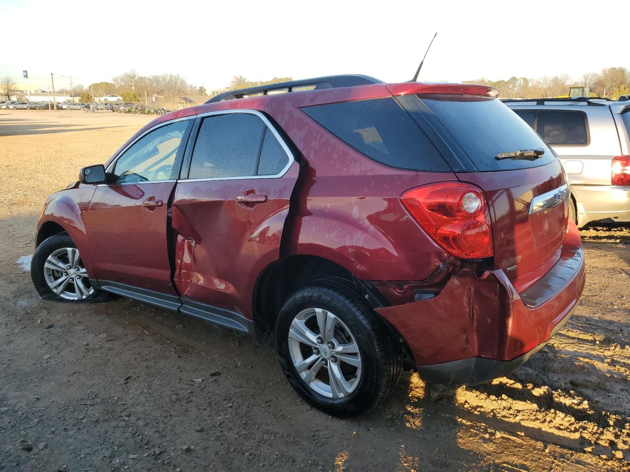 2012 Chevrolet Equinox - Image 2