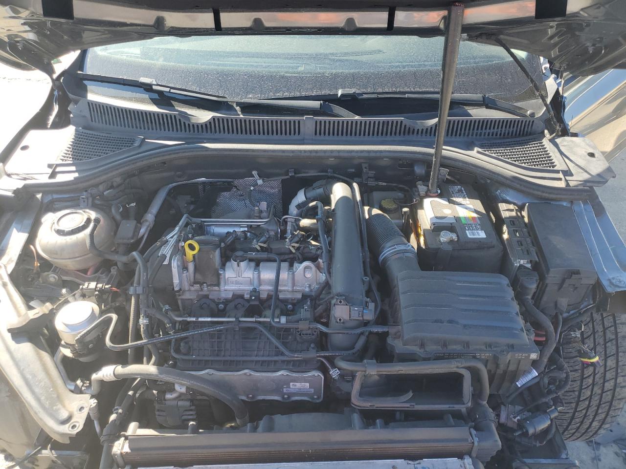 2019 Volkswagen Jetta - Image 11