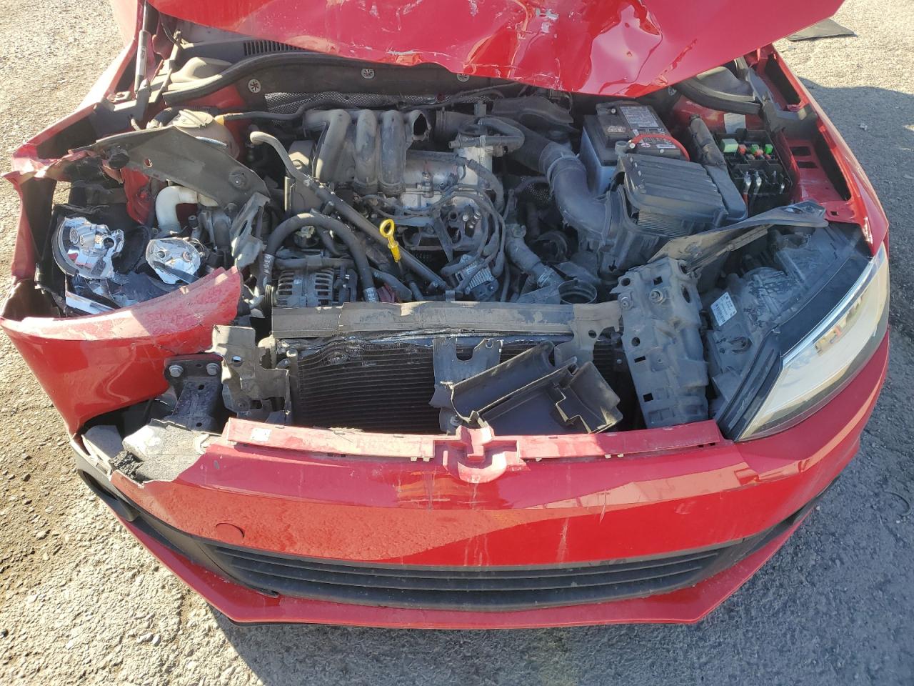 2014 Volkswagen Jetta - Image 13