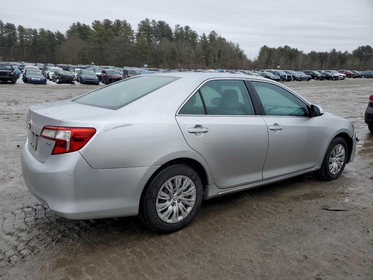 2013 Toyota Camry - Image 3