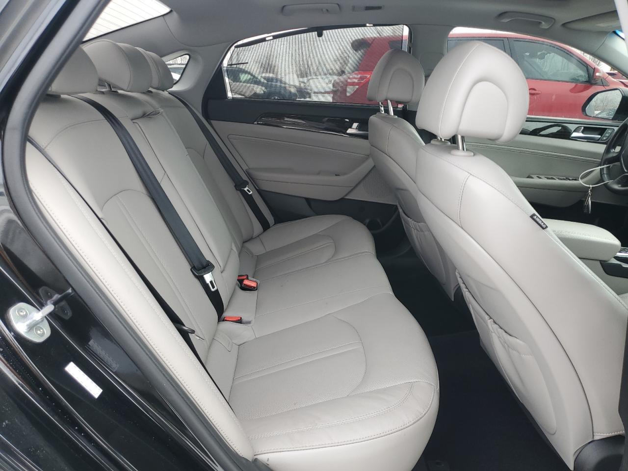 2017 Hyundai Sonata - Image 10