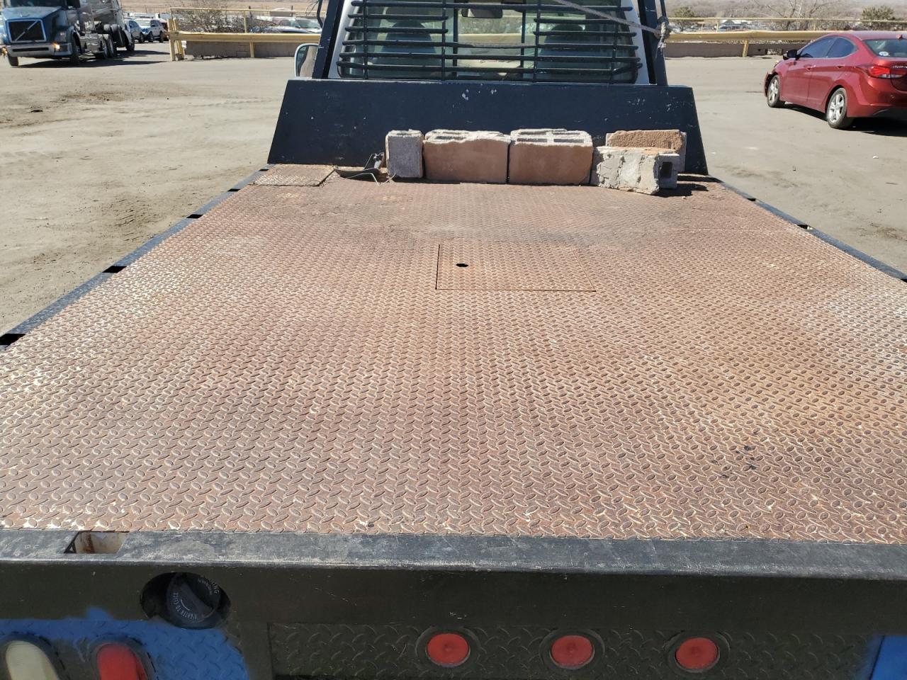 2000 Ford F350 - Image 10
