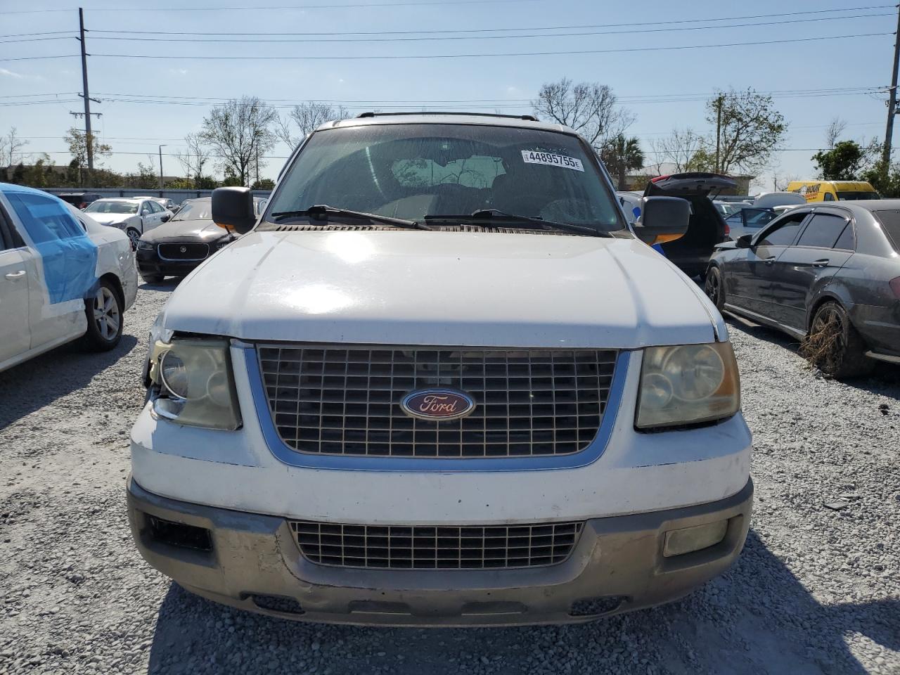2004 Ford Expedition - Image 5