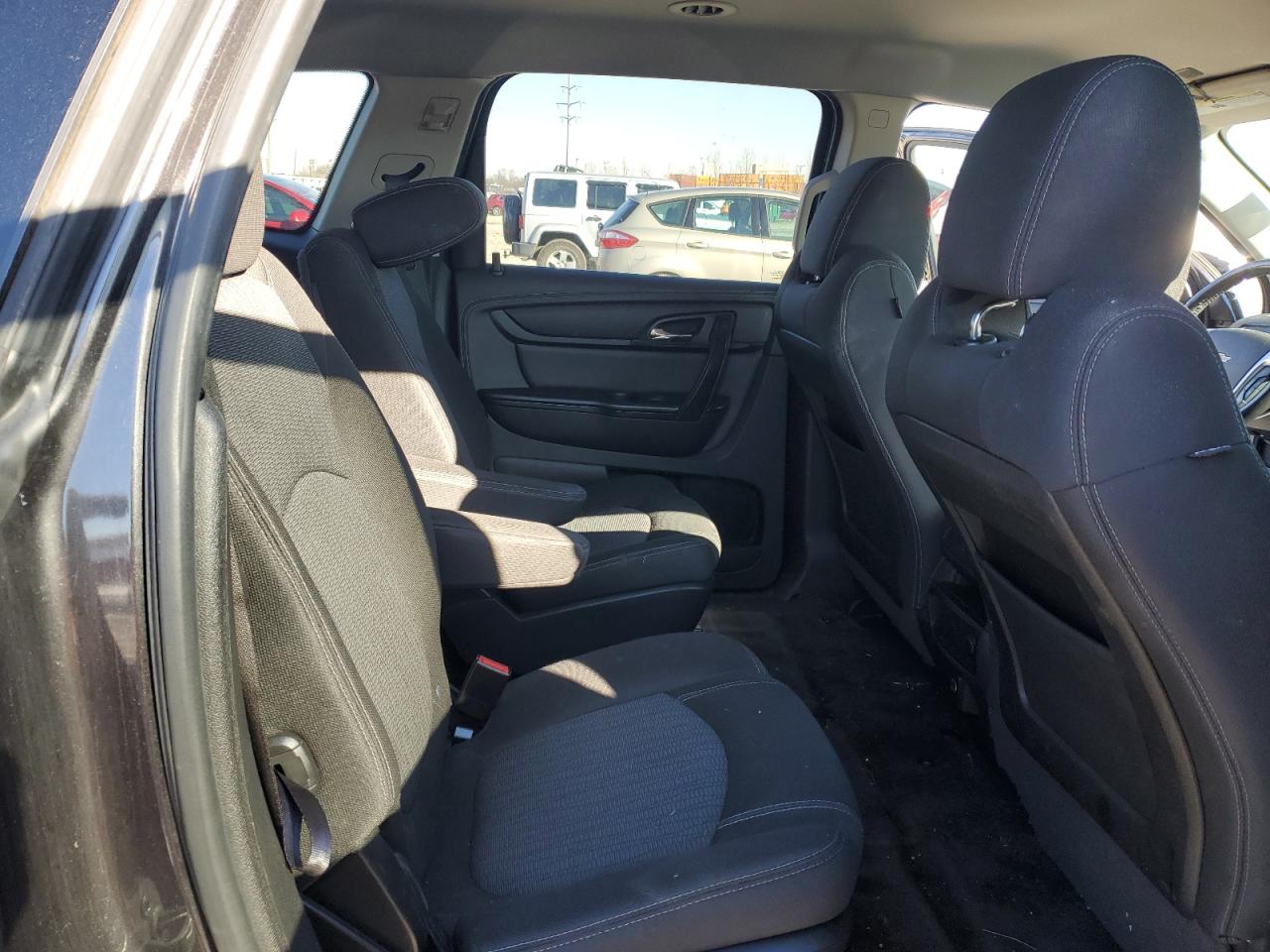 2016 Chevrolet Traverse - Image 11