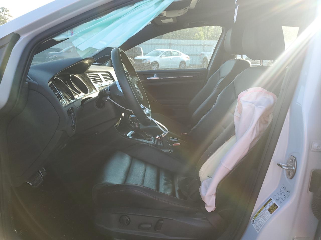 2018 Volkswagen GTI - Image 7