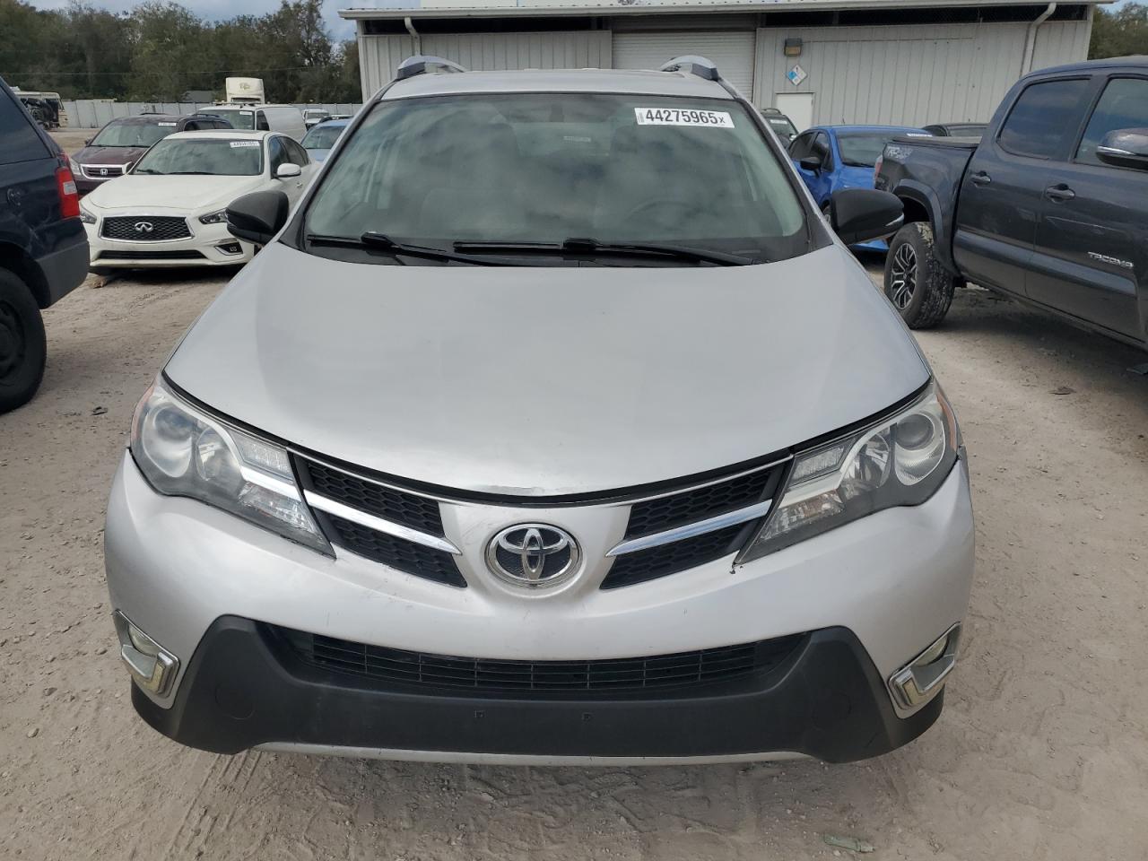 2015 Toyota RAV 4 - Image 5