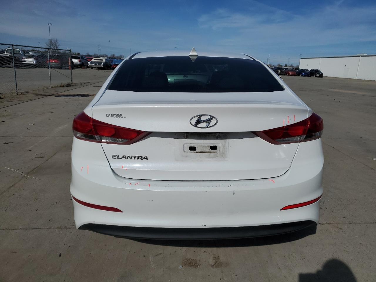 2017 Hyundai Elantra - Image 6