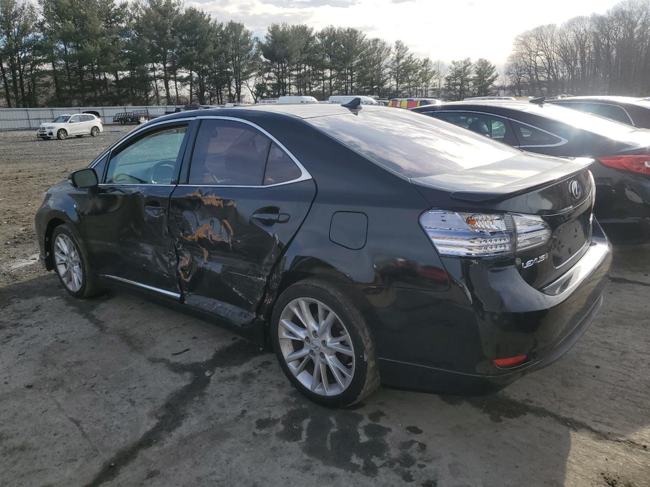 2010 Lexus HS - Image 2