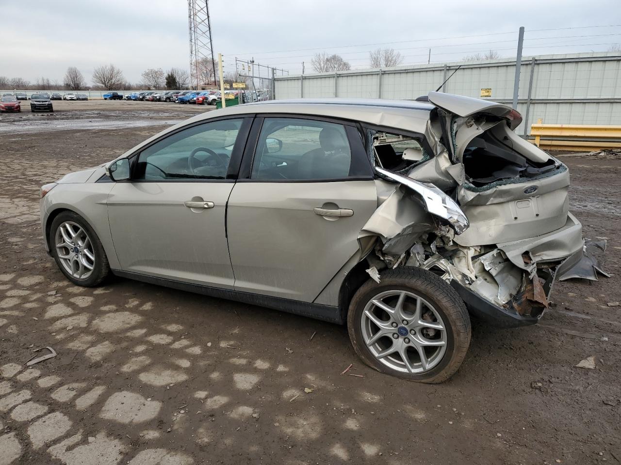 2015 Ford Focus - Image 2