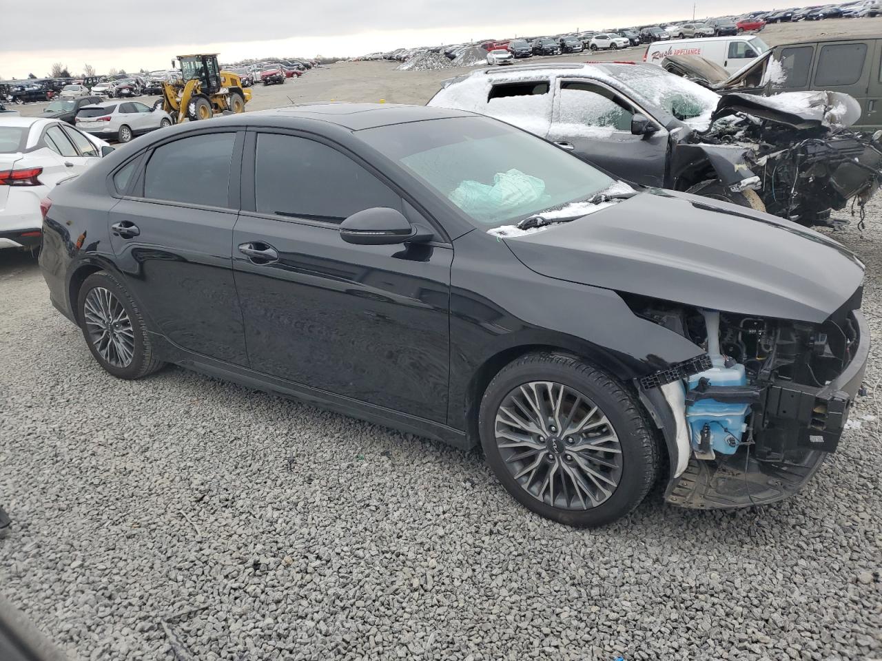 2024 Kia Forte - Image 4